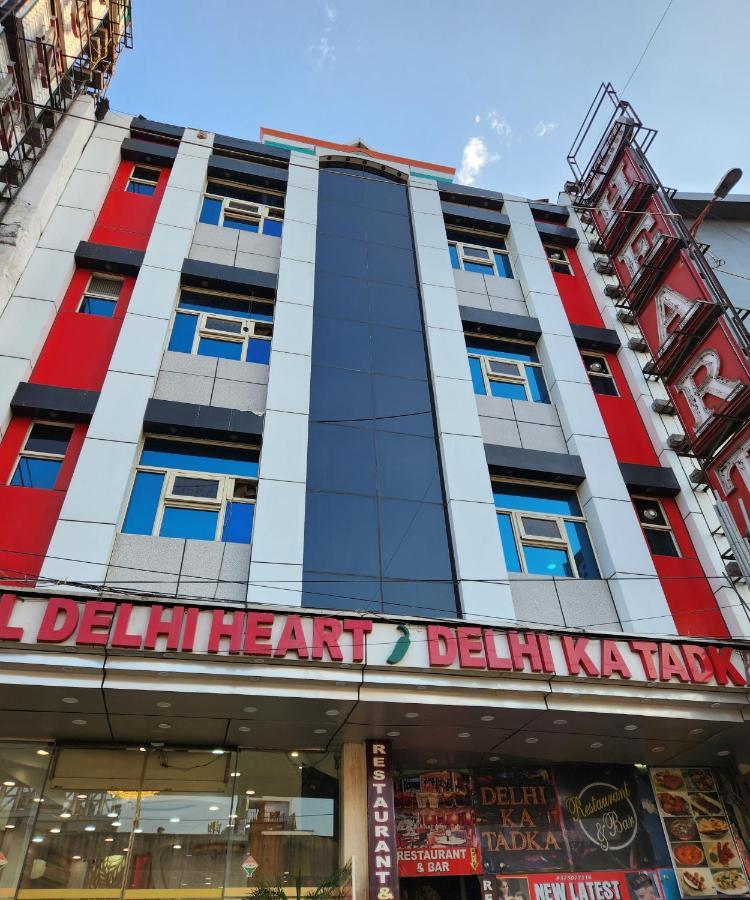 Capital O 6408 Hotel Delhi Heart نيودلهي المظهر الخارجي الصورة