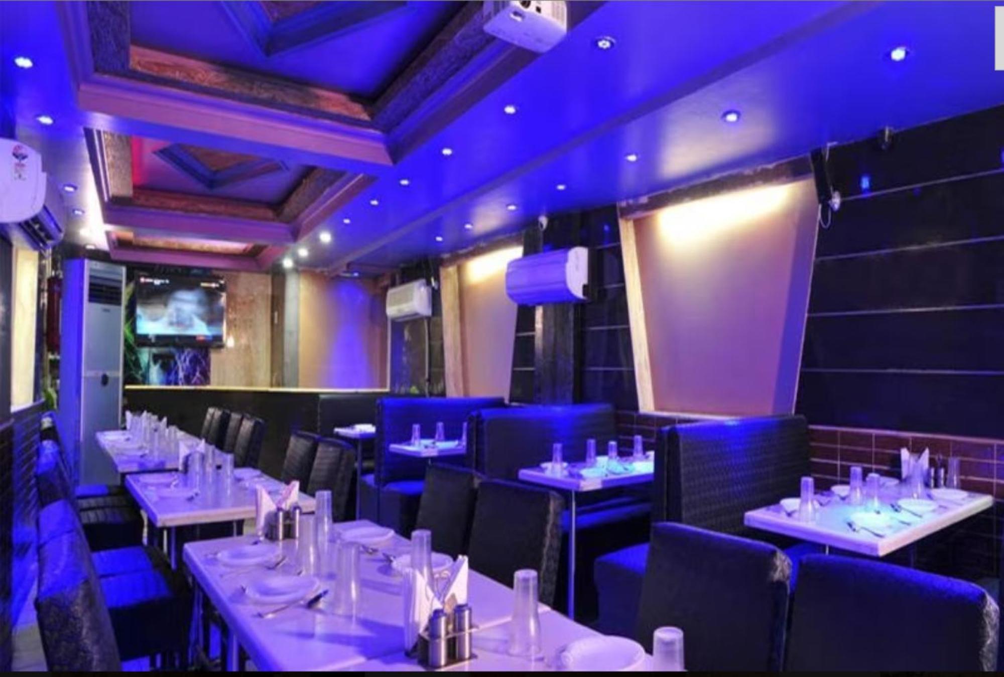 Capital O 6408 Hotel Delhi Heart نيودلهي المظهر الخارجي الصورة
