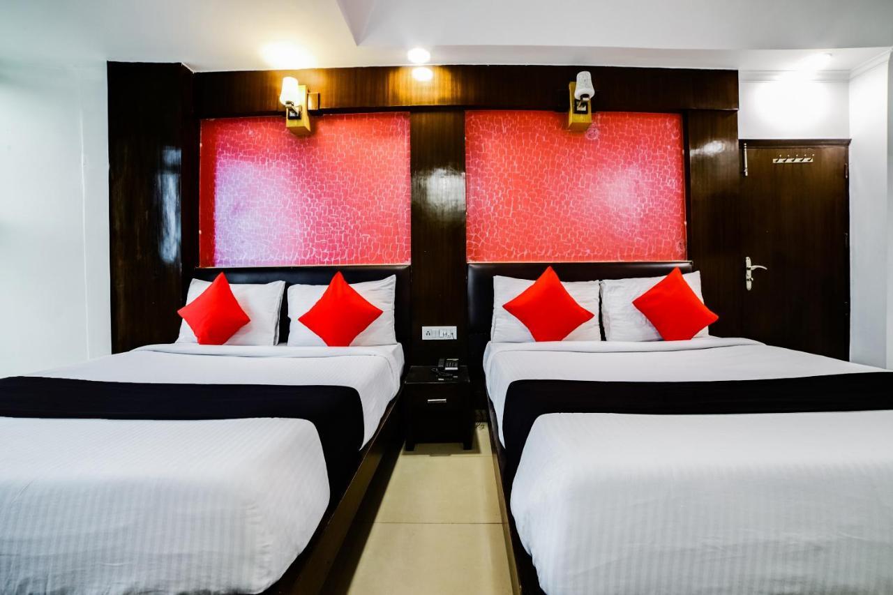 Capital O 6408 Hotel Delhi Heart نيودلهي المظهر الخارجي الصورة